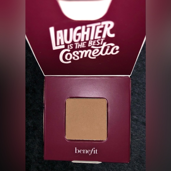 Benefit Cosmetics Hoola Matte Bronzer. Dark, Tan, Tone, Tint, Shade, Blend, Deep - Picture 4 of 5